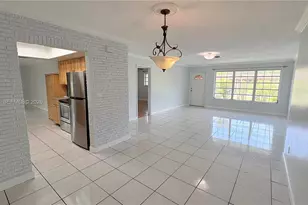 4440 NW 4th Ct, Plantation, FL 33317 - Photo 3