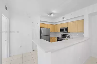 6831 SW 44th St #205, Miami, FL 33155 - Photo 11