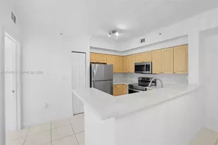 6831 SW 44th St, Miami, FL 33155 - Photo 11