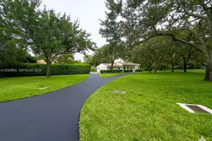 12345 SW 63rd Ave, Pinecrest, FL 33156 - Photo 1