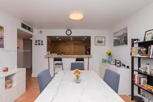 1020 Meridian Ave, Miami Beach, FL 33139 - Photo 7
