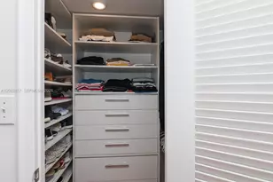 1020 Meridian Ave, Miami Beach, FL 33139 - Photo 15