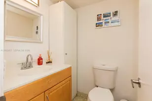1020 Meridian Ave, Miami Beach, FL 33139 - Photo 23