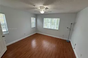 2240 E Preserve Way, Miramar, FL 33025 - Photo 13