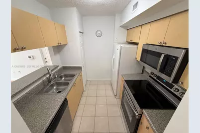 2240 E Preserve Way #302, Miramar, FL 33025 - Photo 9