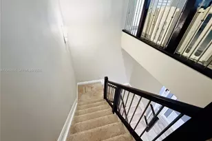 12403 NW 18th Ct, Pembroke Pines, FL 33028 - Photo 29