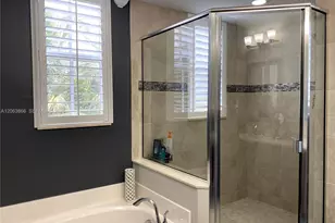 12403 NW 18th Ct, Pembroke Pines, FL 33028 - Photo 21