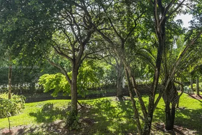 1410 Sheridan St #12I, Hollywood, FL 33020 - Photo 1