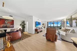 20281 E Country Club Dr, Aventura, FL 33180 - Photo 1