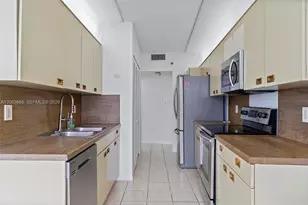 9 Island Ave, Miami Beach, FL 33139 - Photo 9