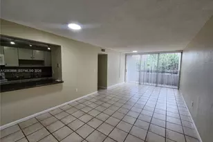 802 NW 87th Ave, Miami, FL 33172 - Photo 3