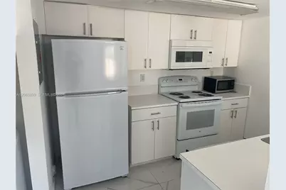 8590 NW 3rd Ln #104, Miami, FL 33126 - Photo 7