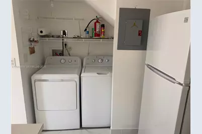 8590 NW 3rd Ln #104, Miami, FL 33126 - Photo 9