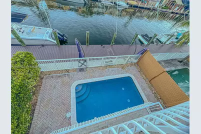 3850 NE 168th St #4, North Miami Beach, FL 33160 - Photo 17