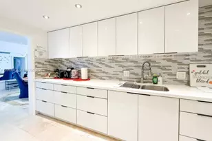 3901 S Ocean Dr, Hollywood, FL 33019 - Photo 13
