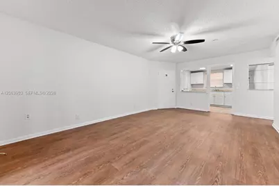 10789 N Military Trl #9, Palm Beach Gardens, FL 33410 - Photo 3