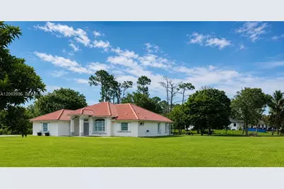 17025 N 84th Ct N, Loxahatchee, FL 33470 - Photo 13