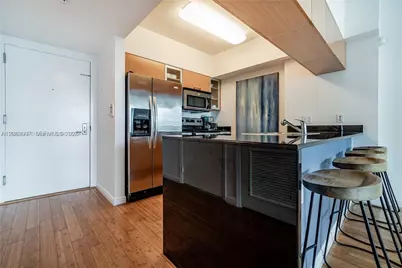 1750 N Bayshore Dr #5505, Miami, FL 33132 - Photo 3
