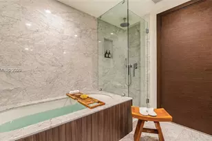 1000 Brickell Plaza, Miami, FL 33131 - Photo 15