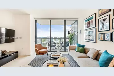 1000 Brickell Plaza #2711, Miami, FL 33131 - Photo 9