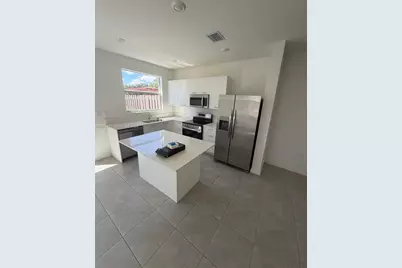 12527 NW 24 Ave #12527, Miami, FL 33167 - Photo 5