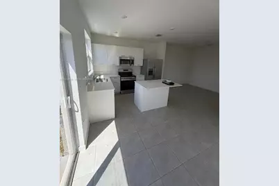 12527 NW 24 Ave #12527, Miami, FL 33167 - Photo 7