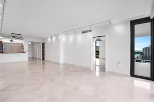 3375 N Country Club Dr, Aventura, FL 33180 - Photo 11