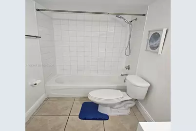 5201 Geneva Way #202, Doral, FL 33166 - Photo 5