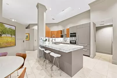 1028 Creekford Dr, Weston, FL 33326 - Photo 13