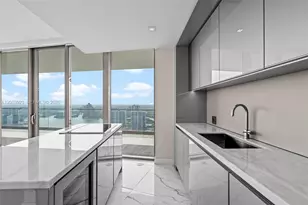 18975 Collins Ave, Sunny Isles Beach, FL 33160 - Photo 9