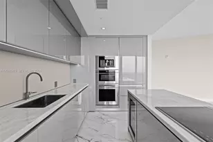 18975 Collins Ave, Sunny Isles Beach, FL 33160 - Photo 11