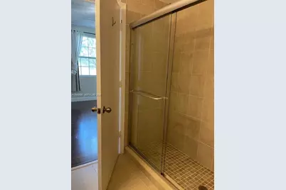 1448 Barcelona Way #1-23, Weston, FL 33327 - Photo 29