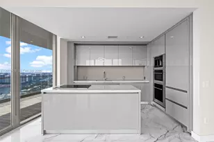 18975 Collins Ave, Sunny Isles Beach, FL 33160 - Photo 9