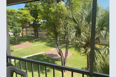 1550 NE 191st St #309, Miami, FL 33179 - Photo 5