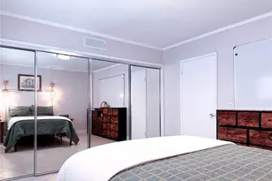 2455 NE 51st St, Fort Lauderdale, FL 33308 - Photo 23