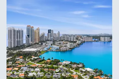 301 186th St, Sunny Isles Beach, FL 33160 - Photo 9