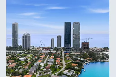 301 186th St, Sunny Isles Beach, FL 33160 - Photo 11