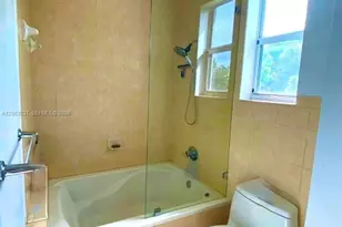 2732 SW 26th St, Miami, FL 33133 - Photo 21
