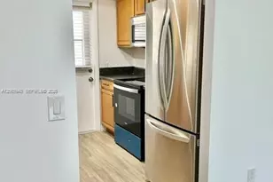 2431 SW 82nd Ave, Davie, FL 33324 - Photo 3