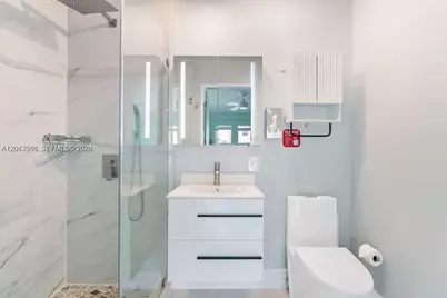 22 NE 44th St #0, Miami, FL 33137 - Photo 31