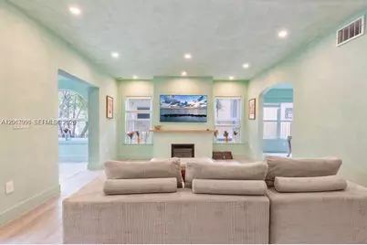 22 NE 44th St #0, Miami, FL 33137 - Photo 5