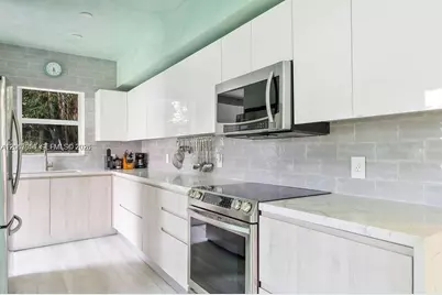 22 NE 44th St #0, Miami, FL 33137 - Photo 25