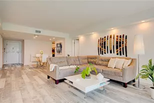 16325 Golf Club Rd, Weston, FL 33326 - Photo 9