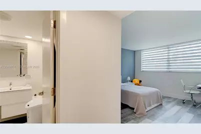 16325 Golf Club Rd #101, Weston, FL 33326 - Photo 23