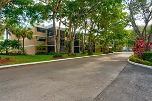 16325 Golf Club Rd, Weston, FL 33326 - Photo 47
