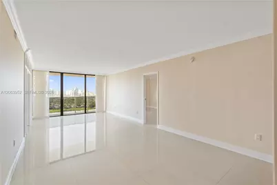3675 N Country Club Dr #2208, Aventura, FL 33180 - Photo 3