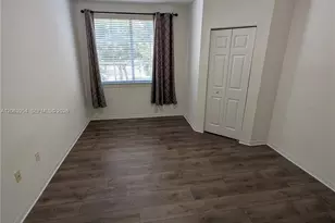 6831 SW 44th St, Miami, FL 33155 - Photo 9
