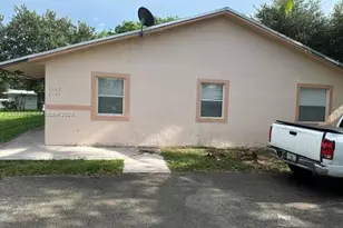 6142 Arthur St, Hollywood, FL 33024 - Photo 3