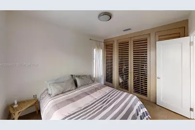 1112 NE 111th St, Miami, FL 33161 - Photo 21