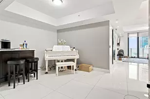 1010 Brickell Ave, Miami, FL 33131 - Photo 13